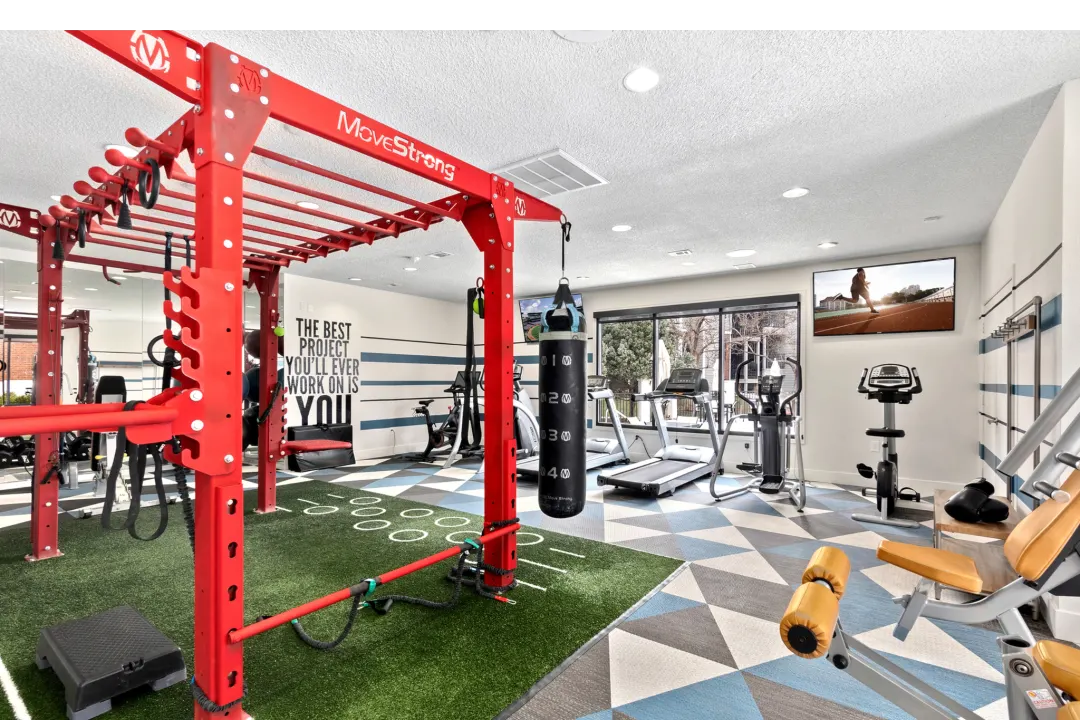 Apartment Gym Design Amenity For What's New In Fitness LifeStyles -  MoveStrong