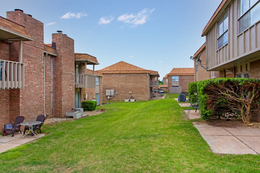 City Gardens Apartments 3254 S Hudson Ave Tulsa OK Apartments