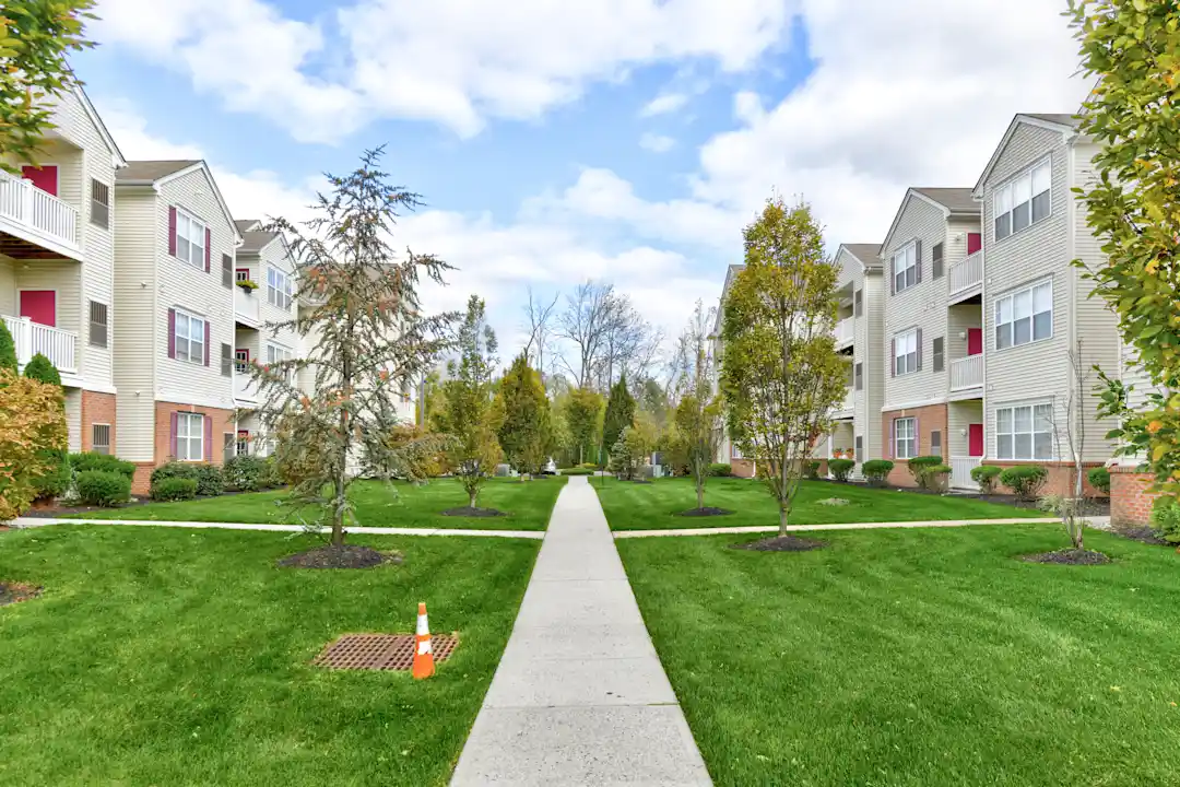 Camelot at Cinnaminson 198 Camelot Court Cinnaminson, NJ Apartments