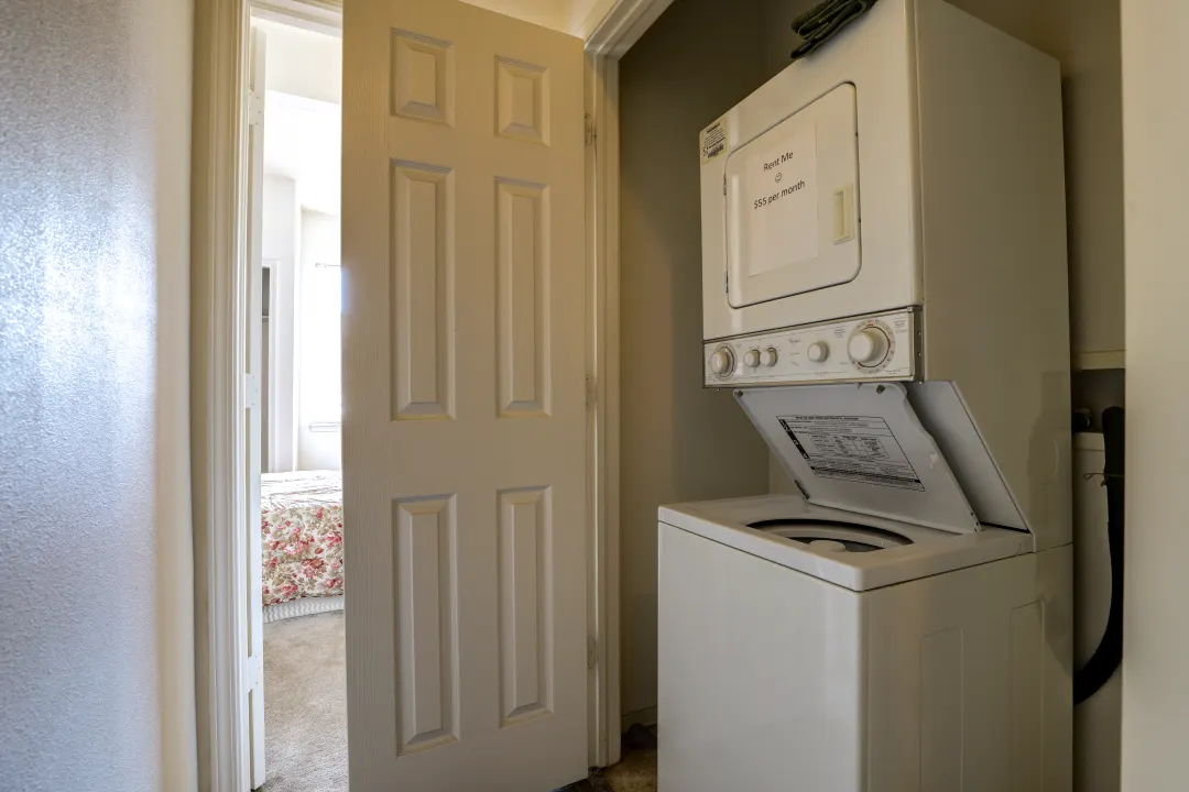 Apartments For Rent in Colorado Springs, CO with Washer & Dryer