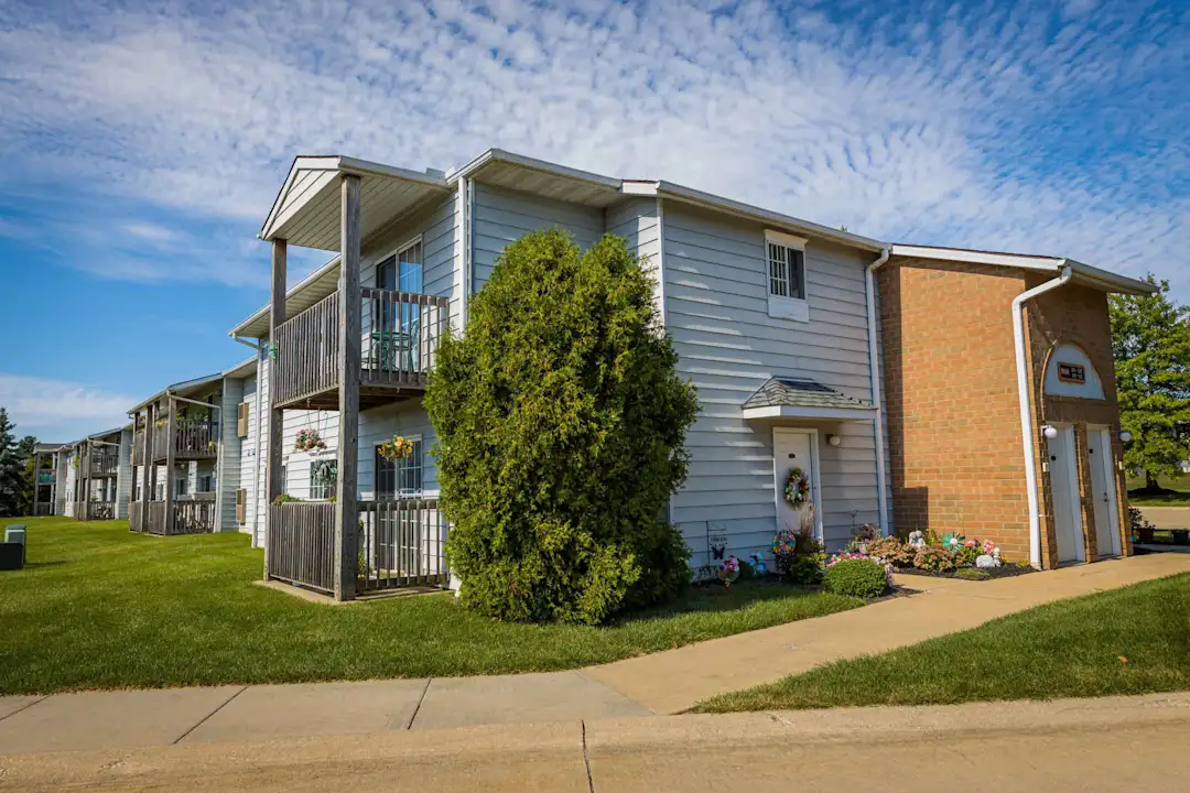 Tamarac Apartments 38360 Tamarac Blvd Willoughby, OH for Rent Rent.