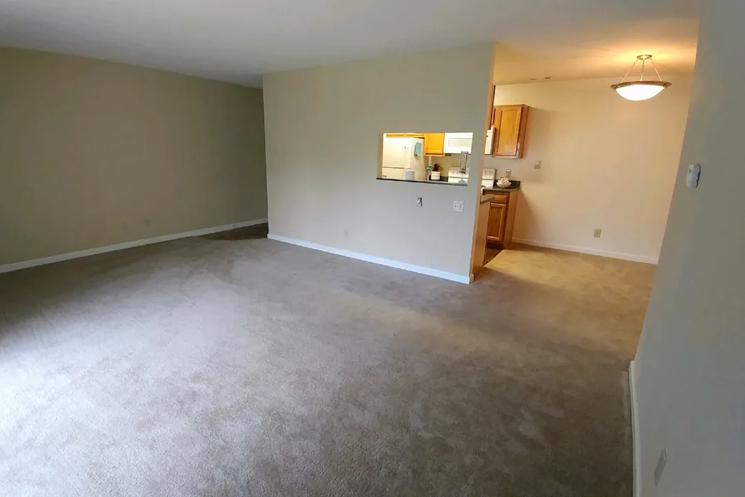 Wallen Hills 402 Wallen Hills Dr Fort Wayne In Apartments For Rent Rent Com
