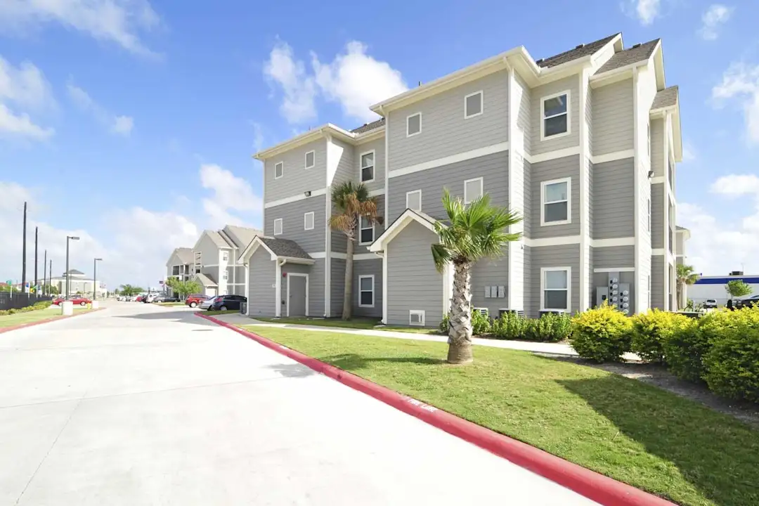 Campus Quarters Per Bed Lease 1773 Ennis Joslin Rd Corpus Christi