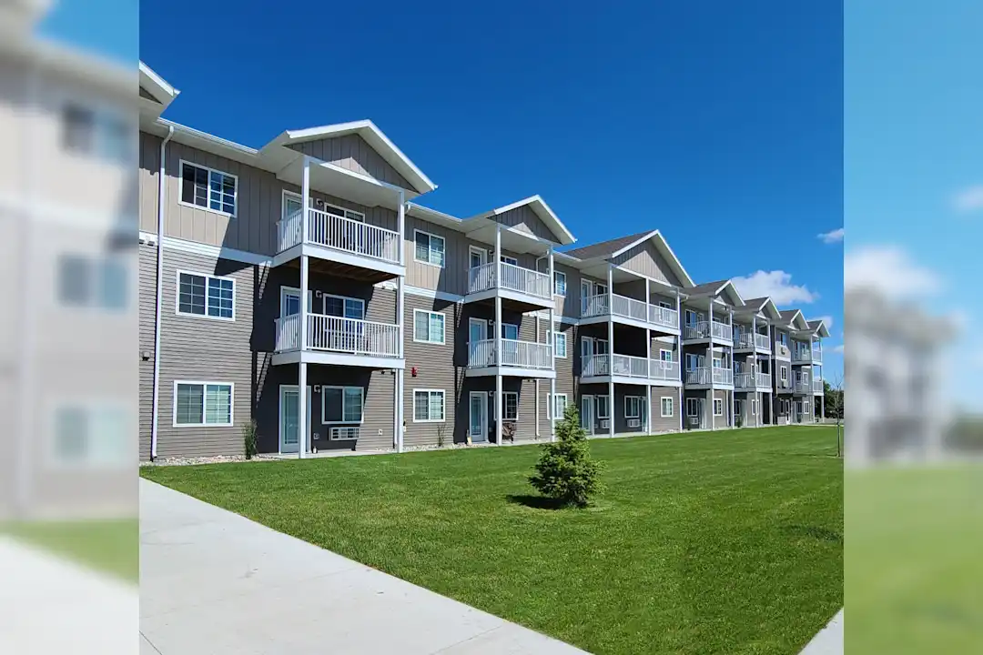 rivers bend apartment homes 102 barnick road thief river falls mn apartments for rent rent com