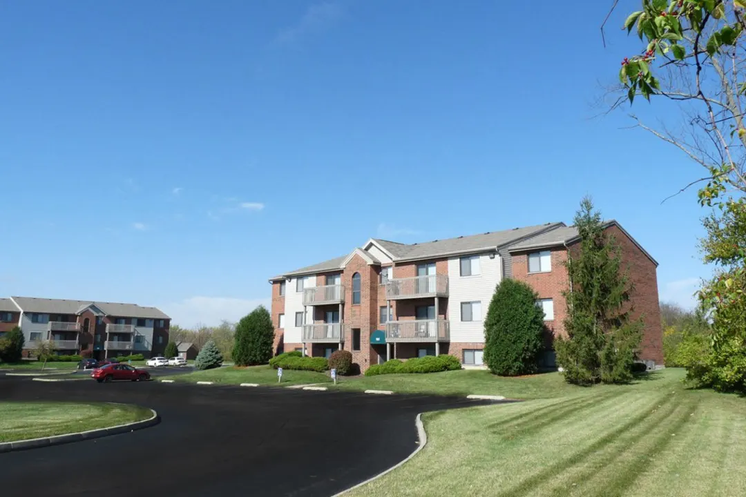 Fox Run Apartments - Dayton, OH 45426