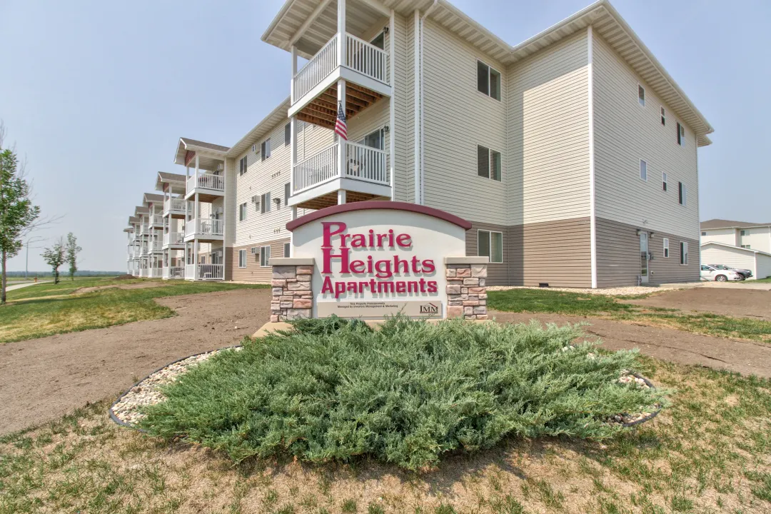 Prairie Heights Apartments - Minot, ND 58703