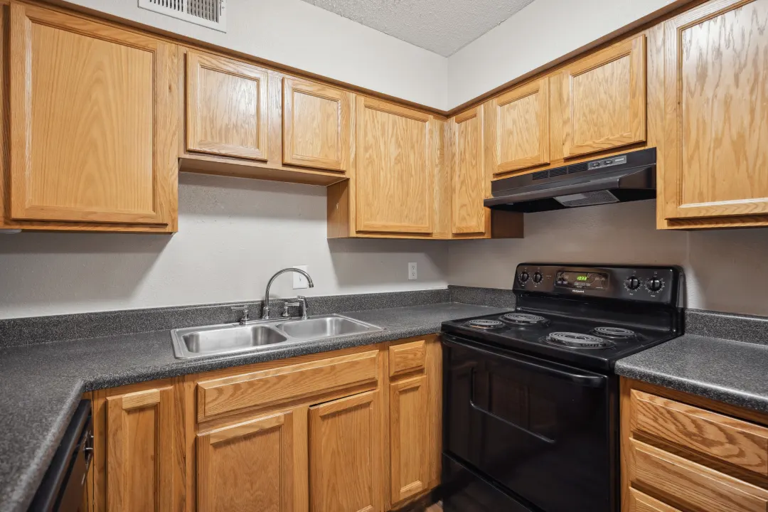 Sumter Square Apartments - Raleigh, NC 27606