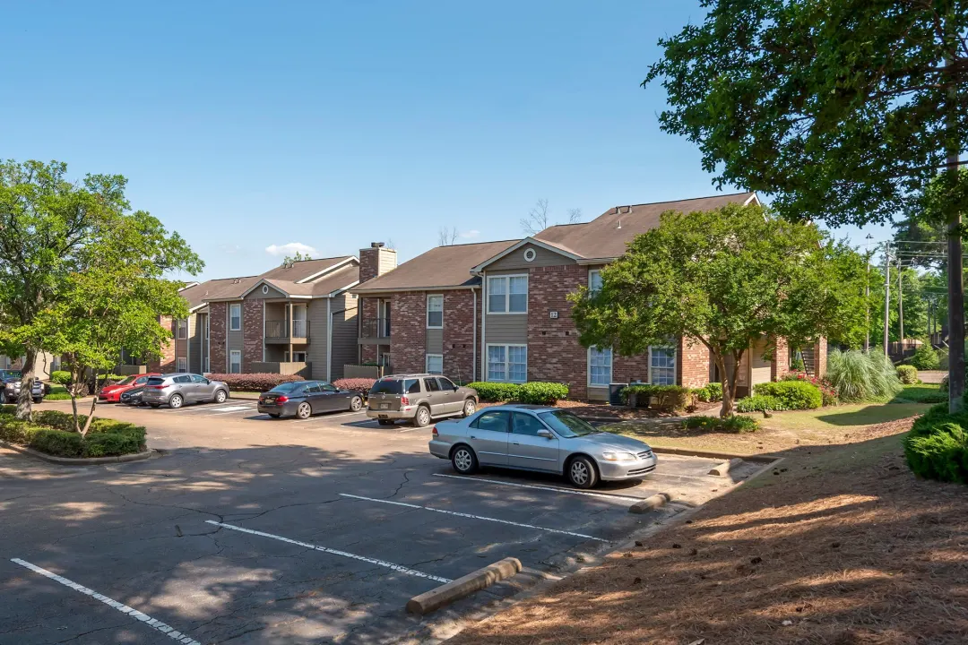 Pear Orchard - Apartments in Ridgeland, MS