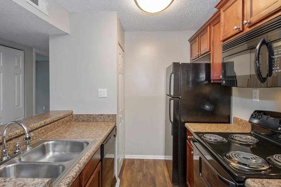 Sommerset Place Apartments Raleigh, NC 27615