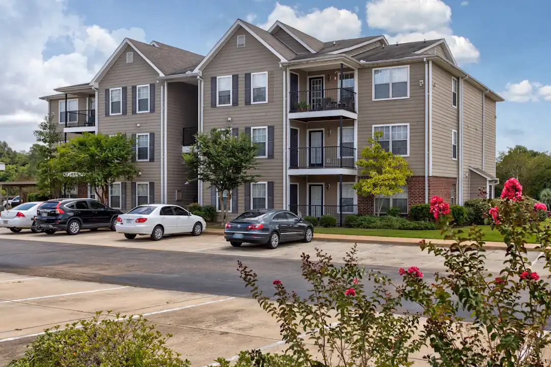 Bienville Apartments