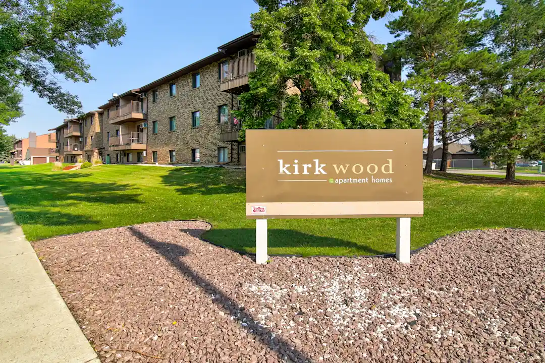Kirkwood Manor Apartments 140 E Indiana Ave Bismarck Nd Apartments For Rent Rent Com