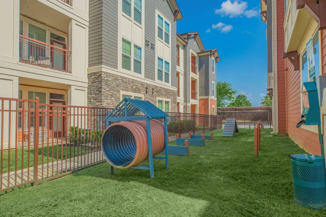 Cardiff at Louetta Lakes - 3400 Louetta Road | Spring, TX Apartments ...