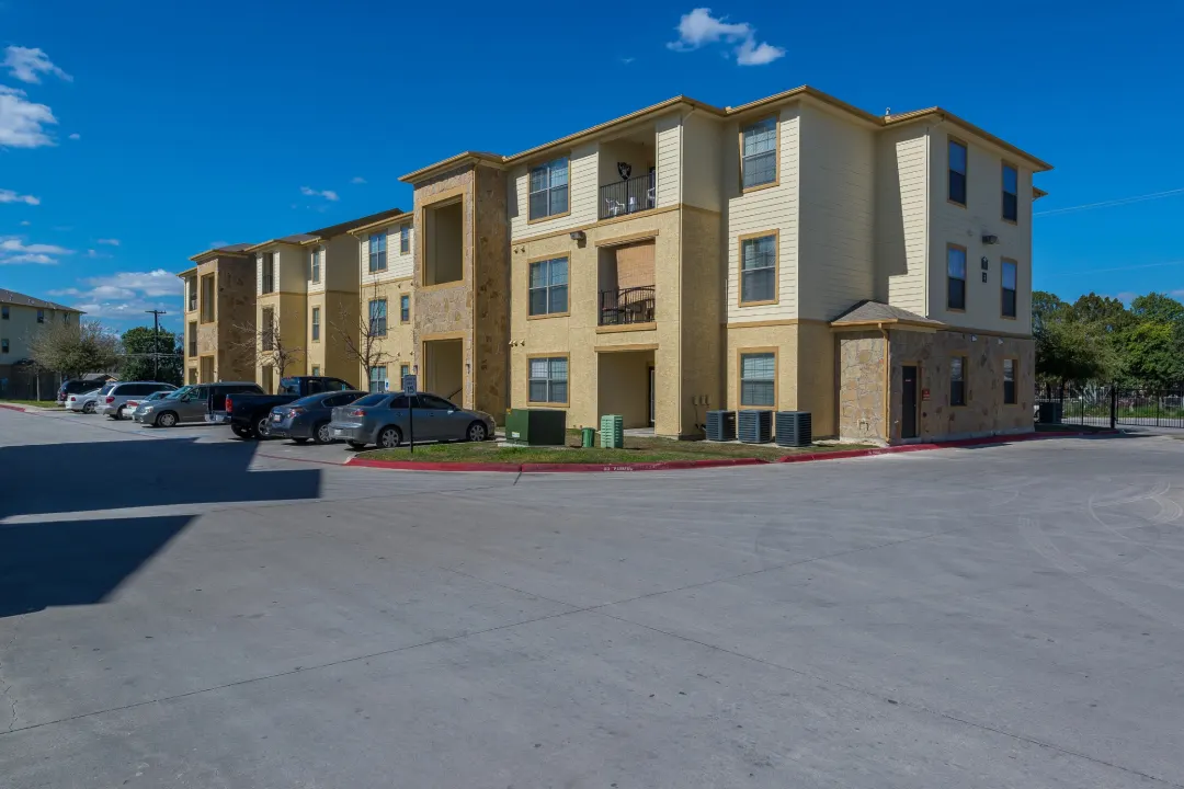 Mission Del Rio Apartment Homes