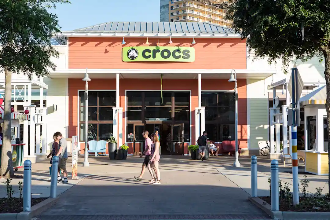 Croc store 2025 pier park