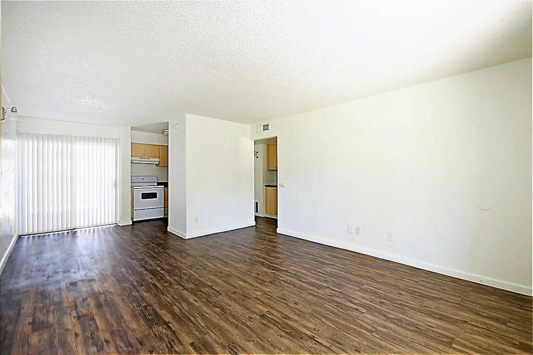 The Vintage 7440 E Thomas Rd Scottsdale Az Apartments For Rent Rent Com