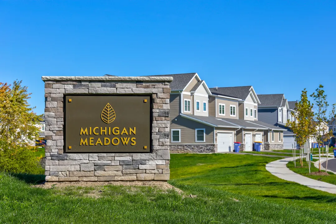 Michigan Meadows Townhomes - Grand Rapids, MI 49503