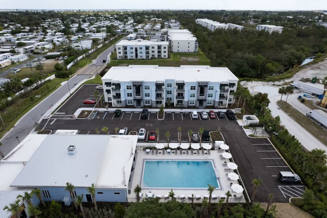 Newly renovated Jensen Beach Bowl offers 20 lanes and a full-service bar