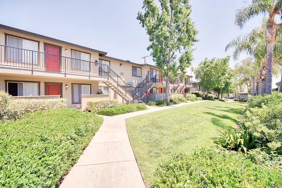 Cinnamon Creek 1007 Rimpau Ave Corona Ca Apartments For Rent Rent Com
