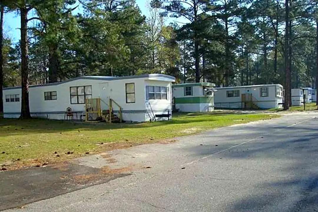 Eagles Mobile Home Park 1325 North Franklin Street Dublin GA