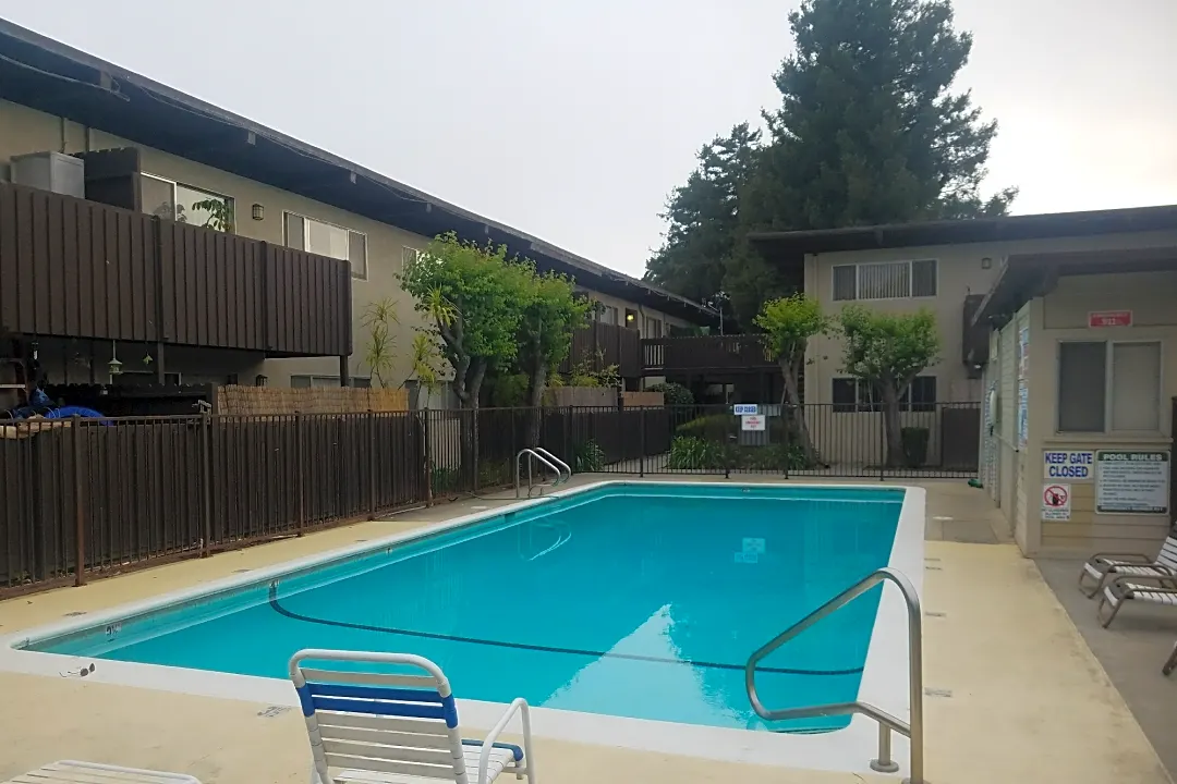 GRANADA GARDEN APTS Apartments Santa Cruz CA 95062