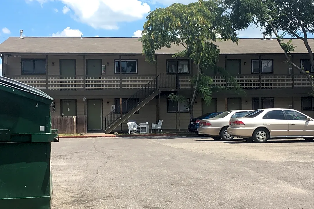 Peyton Place Apartments