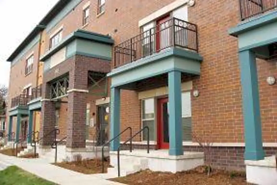 Stockbridge 1815 High St Des Moines Ia Apartments For Rent Rent Com