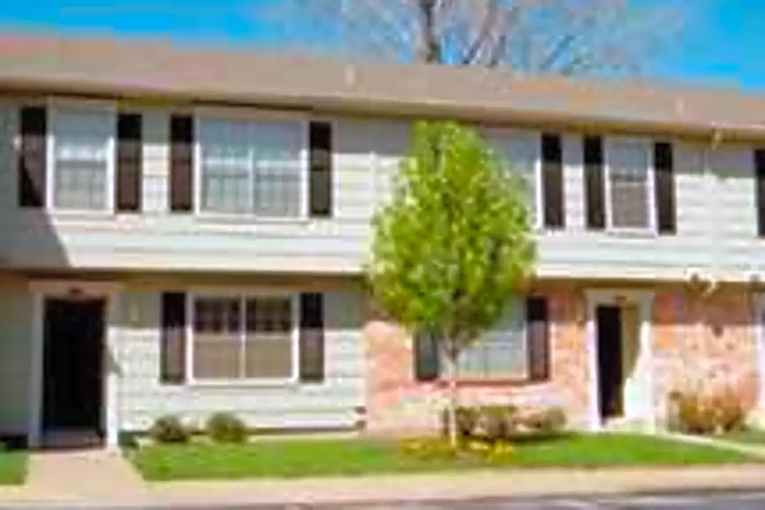 Mustang Creek 2900 Matlock Road Arlington Tx Apartments For Rent Rent Com