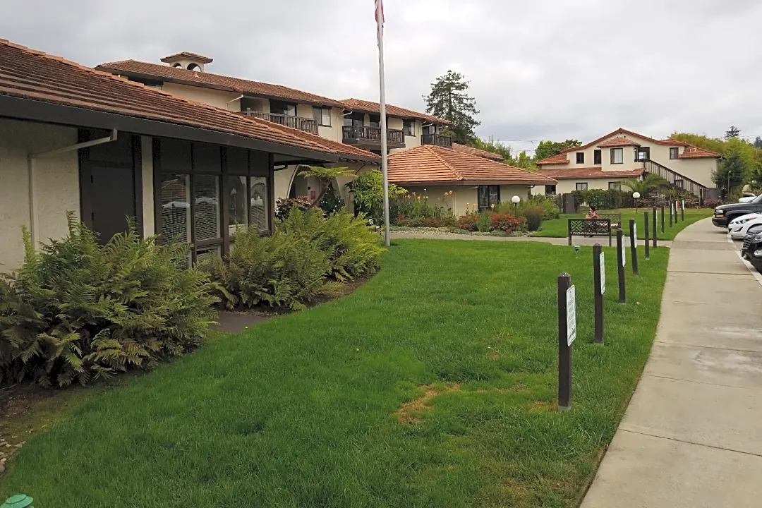 La Posada Retirement Community Apartments Santa Cruz CA 95062