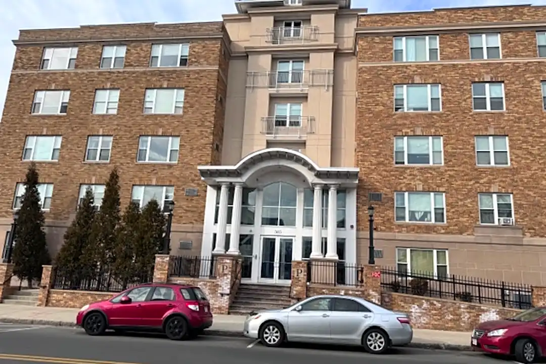 505 Pleasant St Apartments - Malden, MA 02148