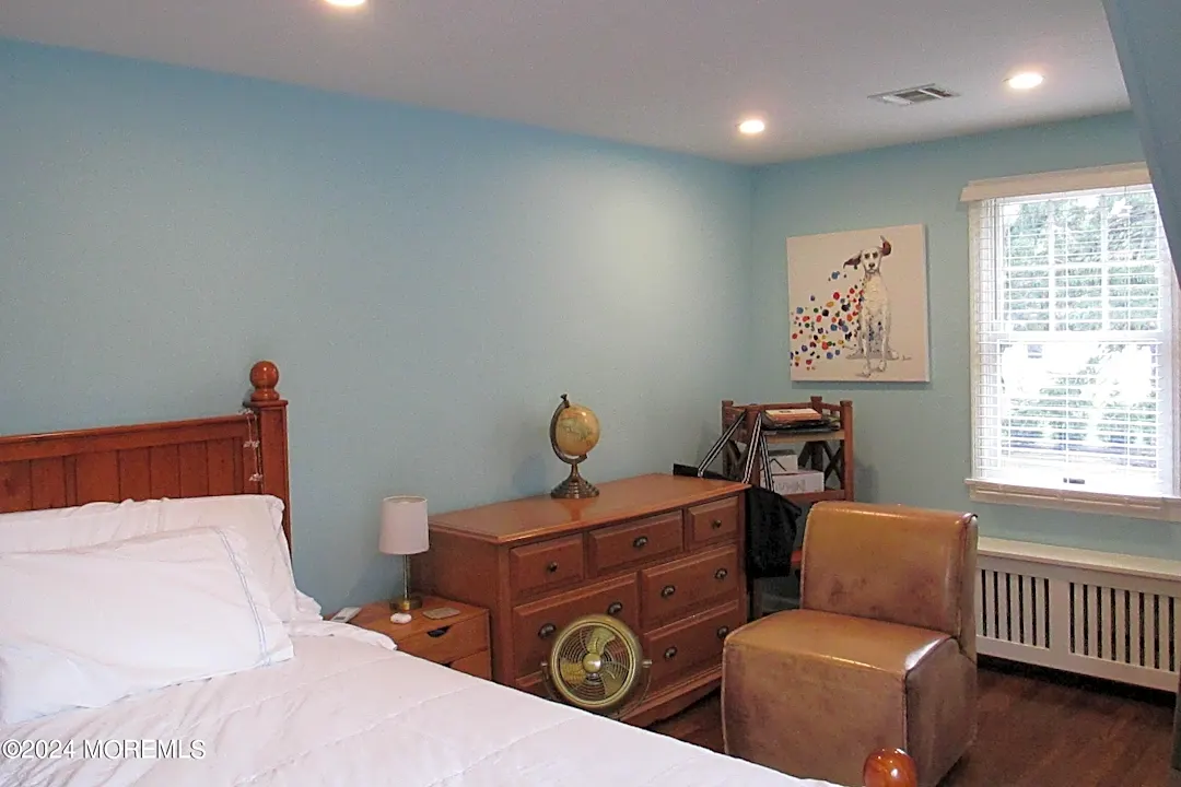 95 Alexander Dr WINTER Houses Red Bank, NJ 07701