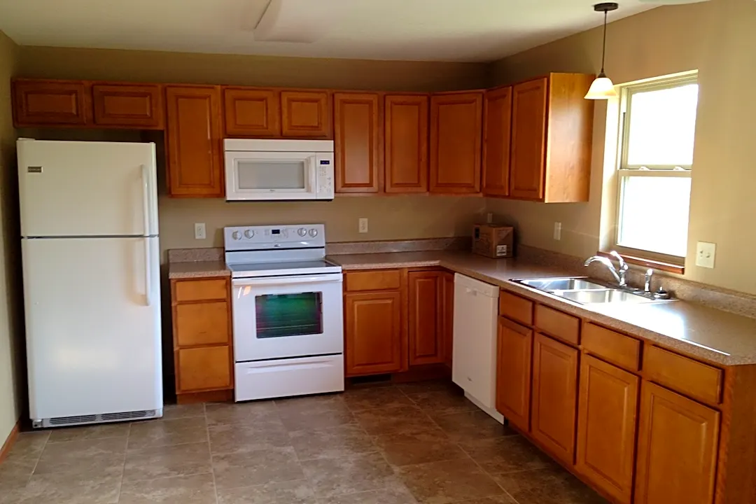 1227 Johnson St Augusta, KS Houses for Rent Rent.