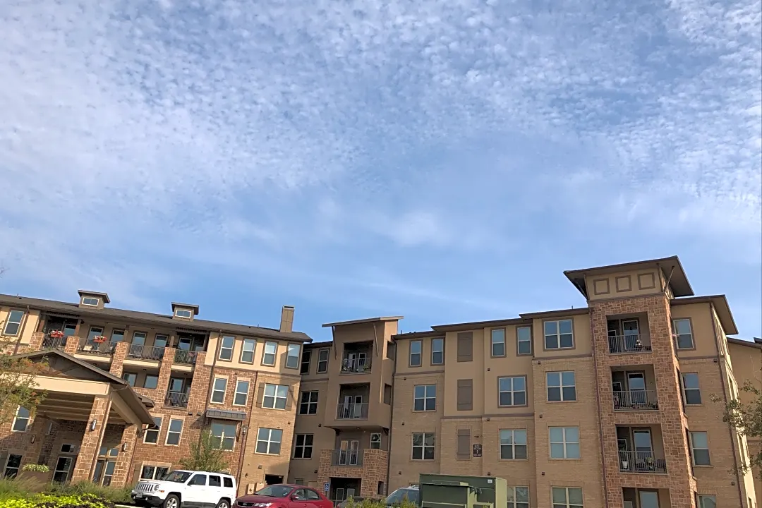 Apartments In Alliance Town Center