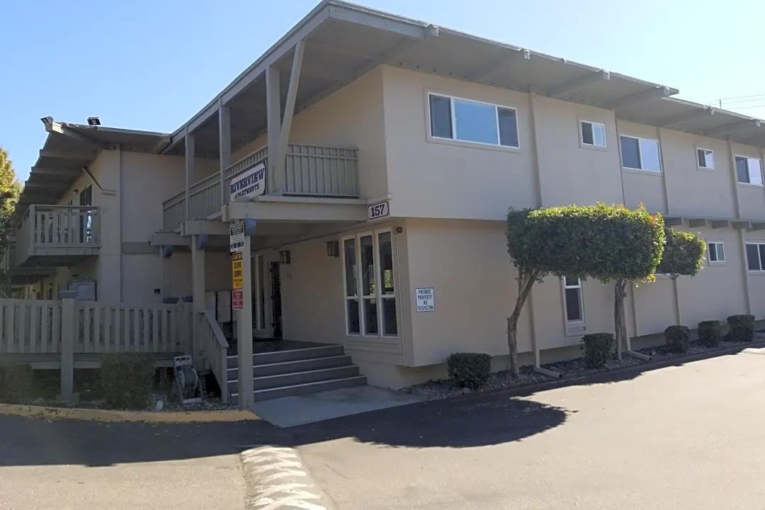 RIVERVIEW APARTMENTS