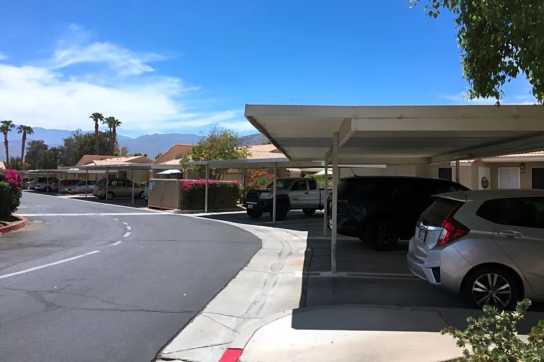 Las Serenas Apartments - Palm Desert, CA 92260