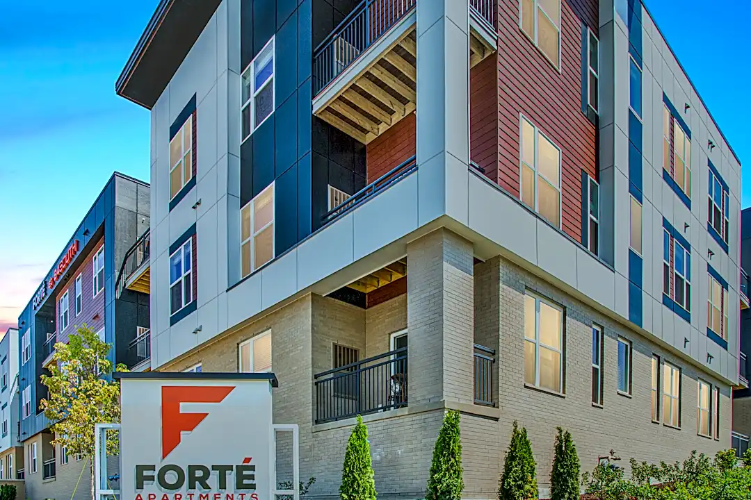Forte At 84 South 9125 Sura Lane Greenfield Wi Apartments For Rent Rent Com
