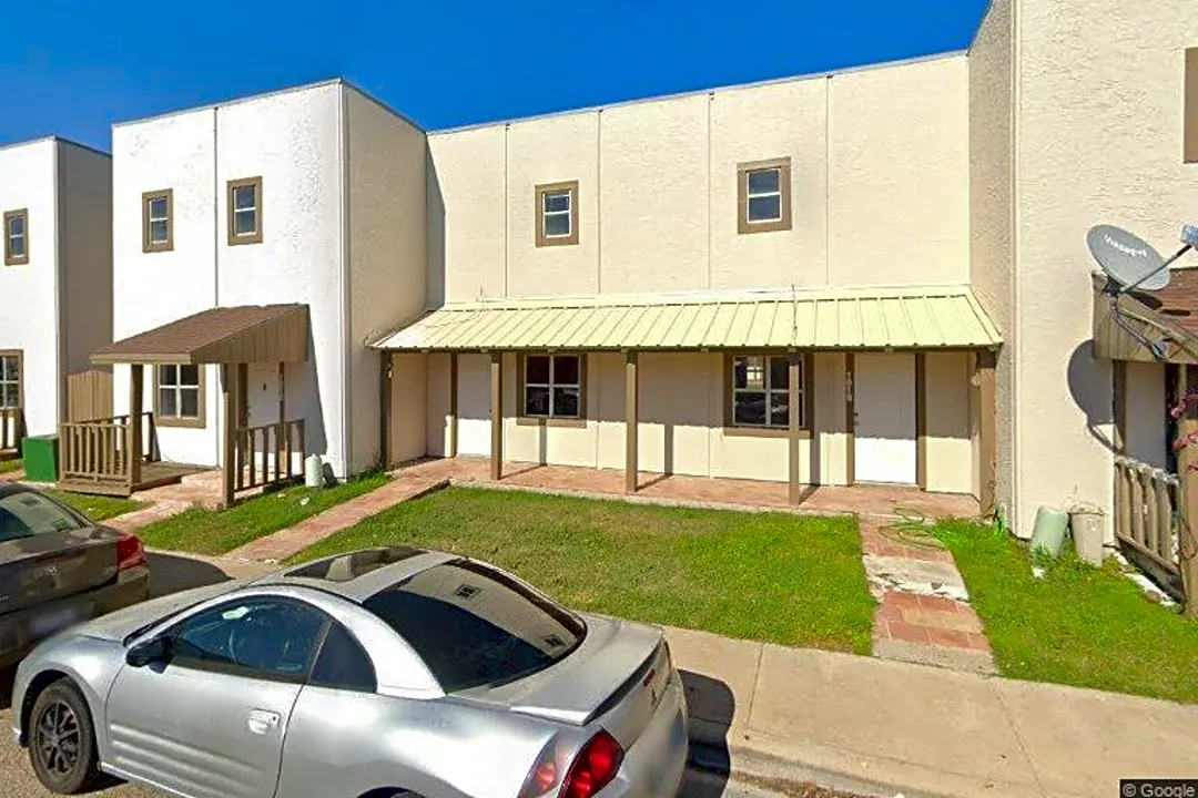 101 S Commonsway Dr - 101 S Commonsway Dr unit 101D, Portland, TX  Apartments for Rent