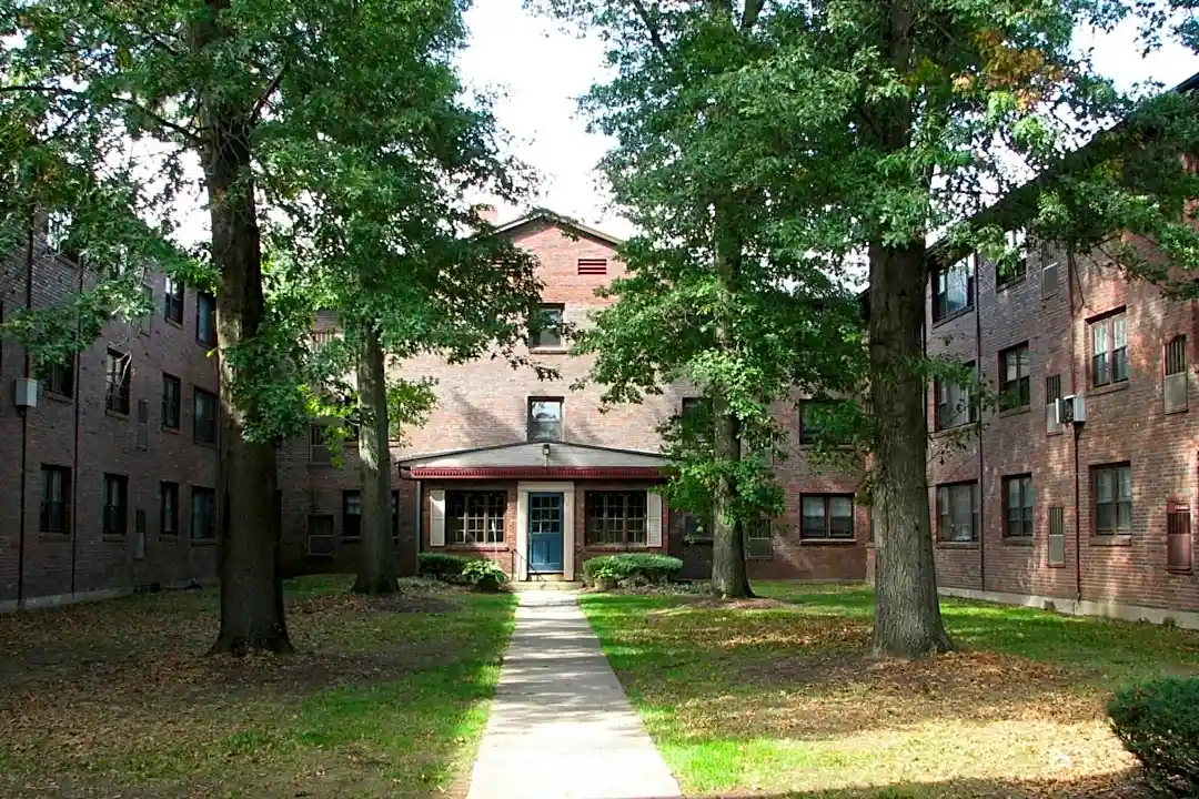 Countryside Apartments Windsor Locks