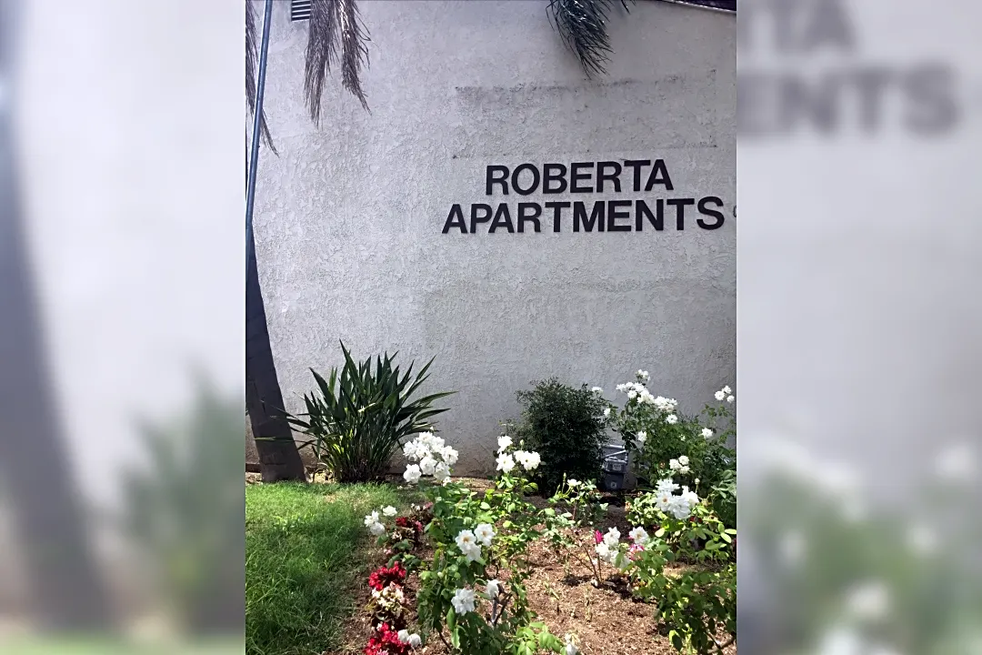 Roberta Apartments Homes 2401 W Roberta Ave Fullerton CA