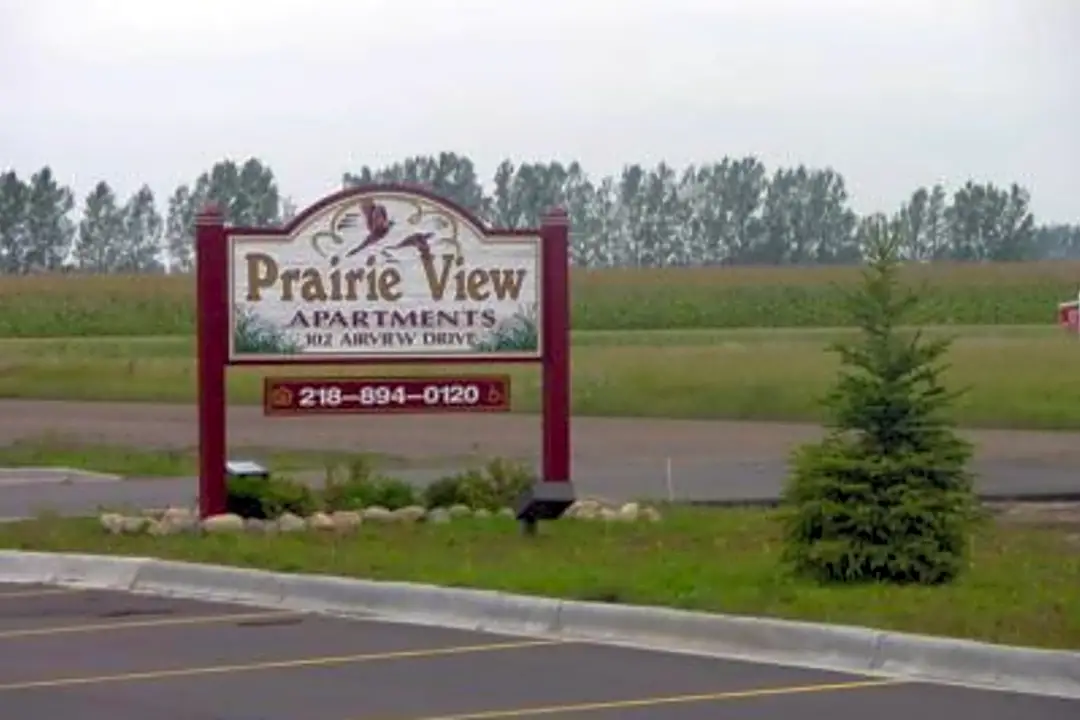 Prairie View Apartments - 102 Airview Dr