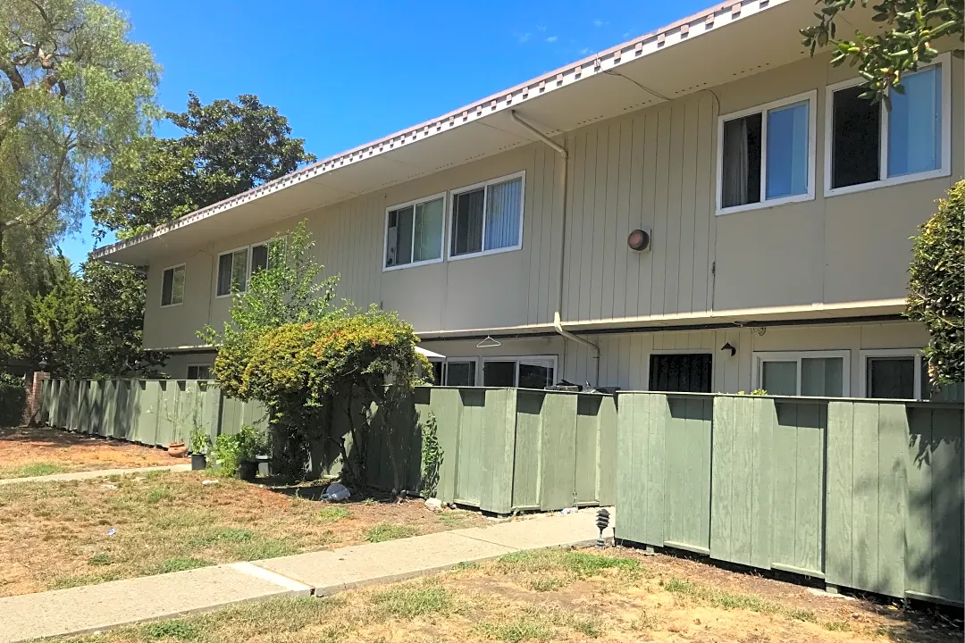 Kentfield Apartments