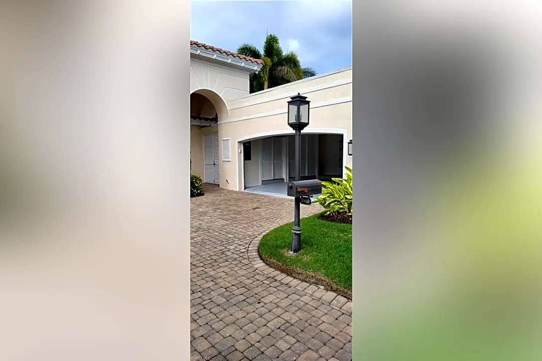 7910 Cocobay Dr 30 Houses Naples FL 34108