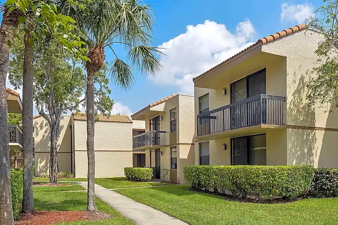 jacaranda village apartments plantation fl 33324