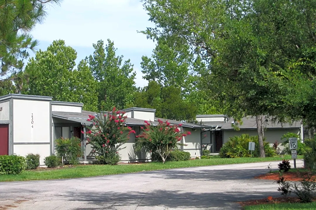 Simpson Apartments Kissimmee