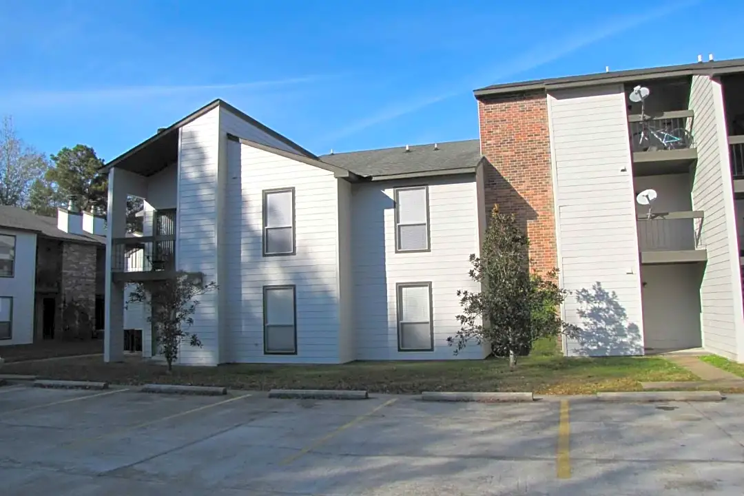 Beaumonde Apartments 18044 Old Covington Highway Hammond LA