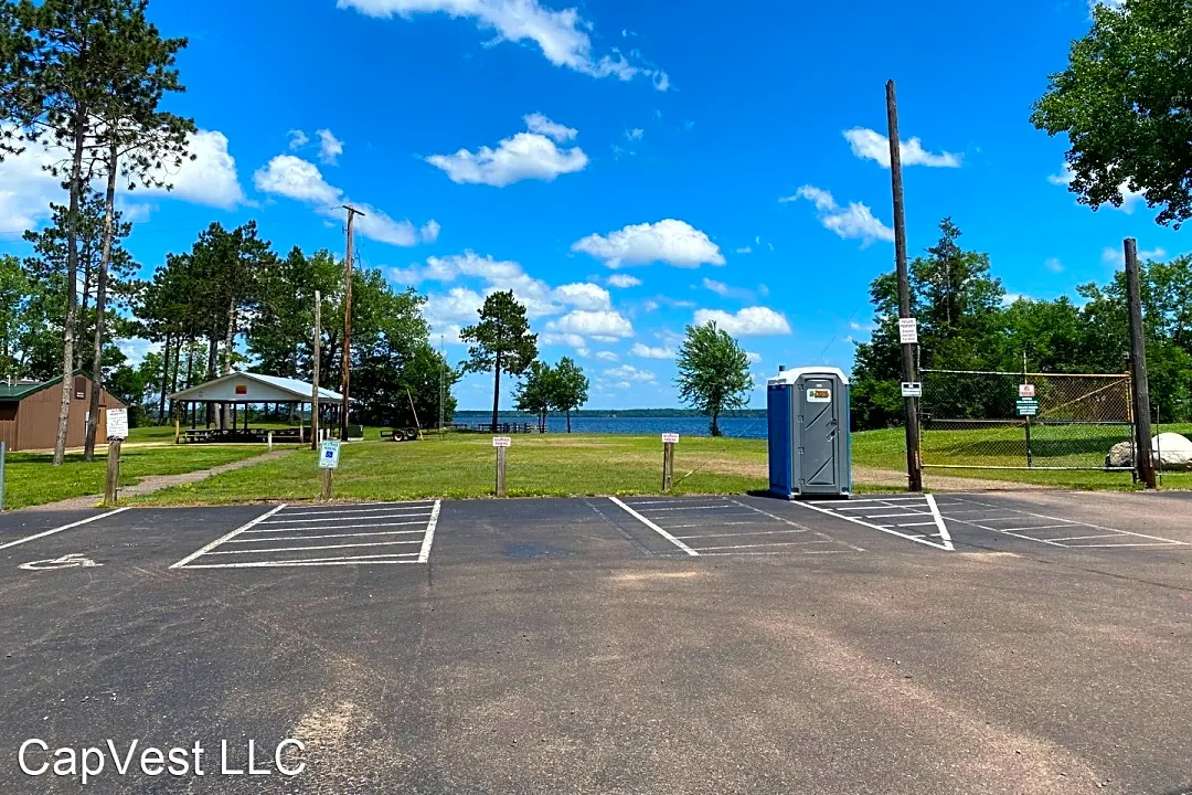 1284 Parkland Dr 1284 Parkland Dr unit 1 4 1322 Chippewa Falls