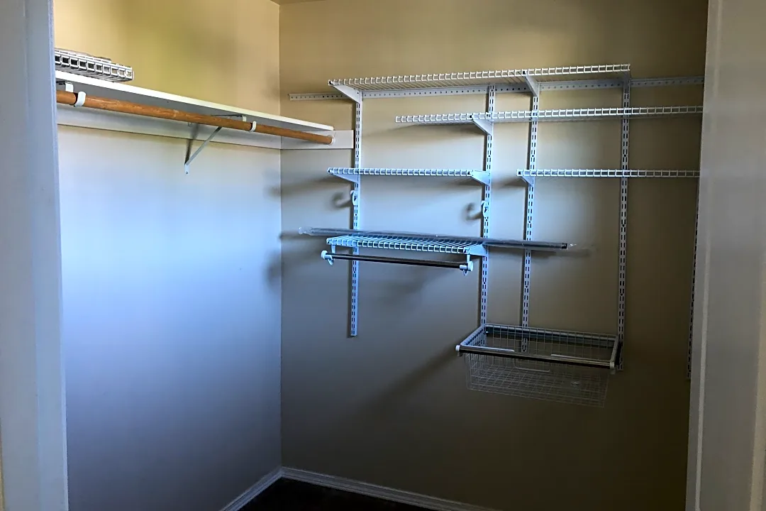 Rubbermaid wire shelves closet system for Sale in Bellevue, WA