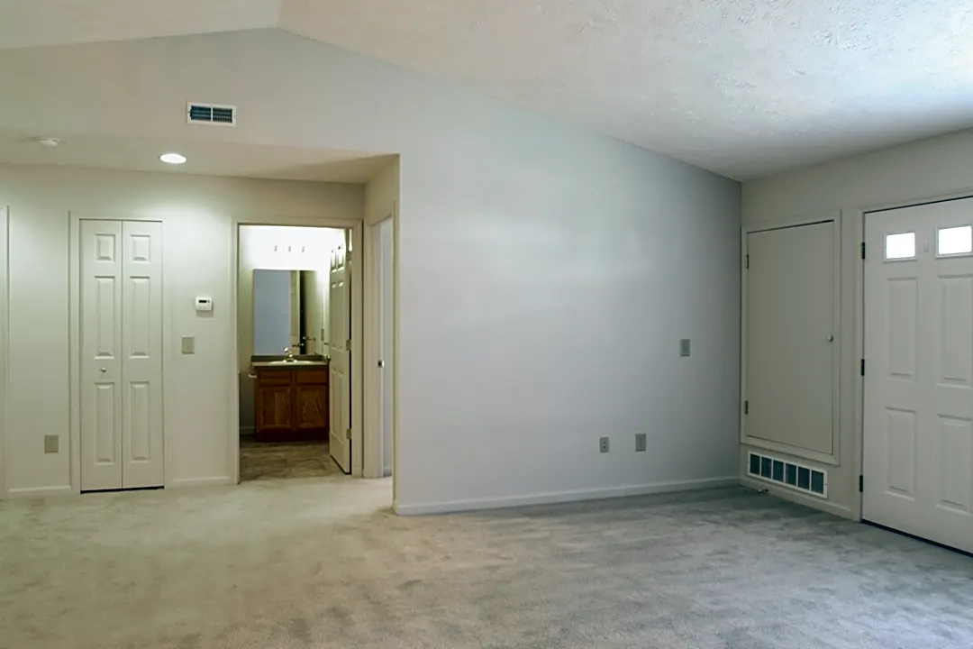 Lakeside Villas Apartments - Madison Oh 44057