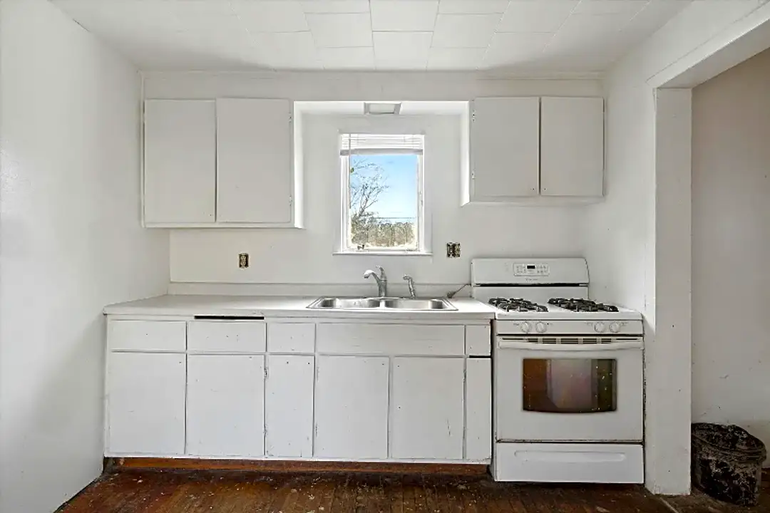 711 S Jackson St Jackson, MI Houses for Rent Rent.