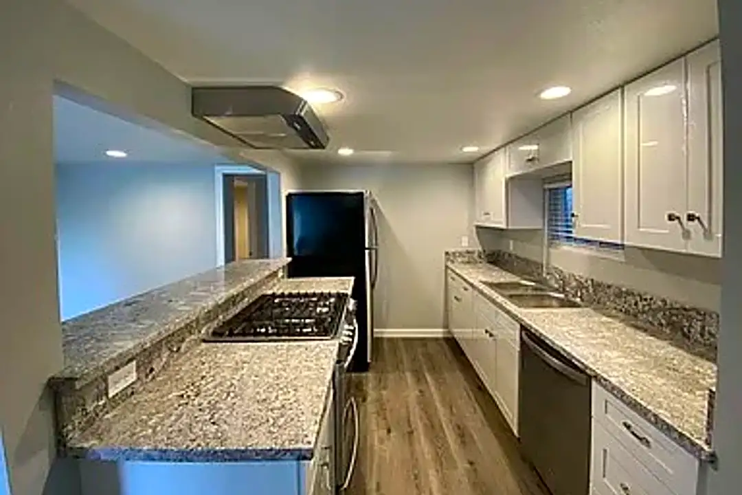 625 E 5th Ave Riddle, OR Apartments for Rent Rent.