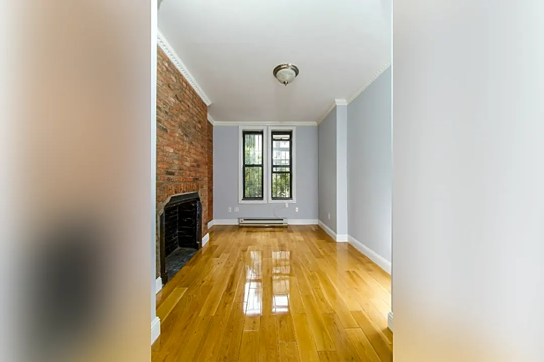 Rooms for Rent in NYC under $500